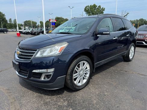 Used 2015 Chevrolet Traverse LT w/ Style and Technology Package AWD/4WD image 1