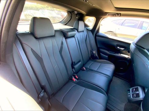 Certified 2025 Acura ADX A-Spec image 18