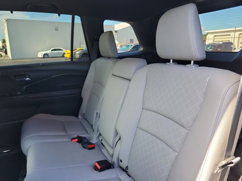 Used 2019 Honda Passport EX-L image 10