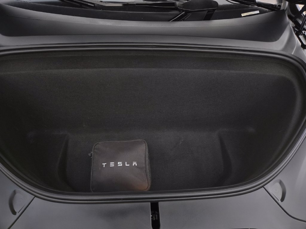 Used 2022 Tesla Model X AWD/4WD image 34