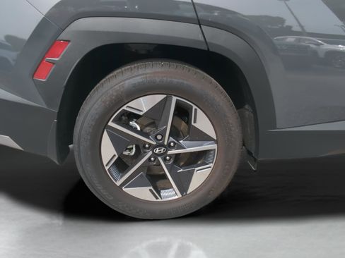 Certified 2025 Hyundai Tucson SEL FWD image 27