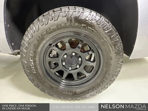 Used 2020 Chevrolet Suburban LT w/ Max Trailering Package RWD image 10