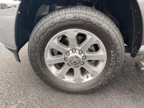 Used 2019 RAM 2500 Laramie AWD/4WD image 45