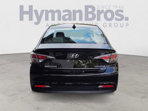 Used 2016 Hyundai Sonata SE image 4