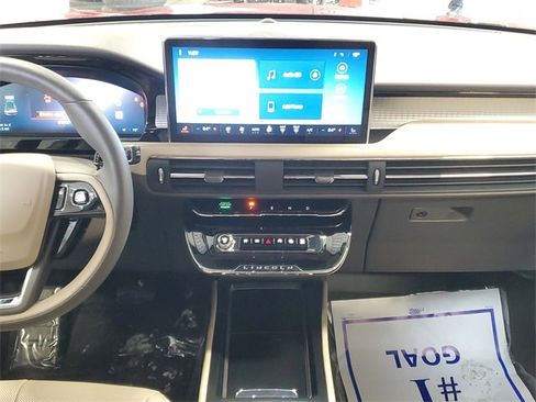 Certified 2023 Lincoln Corsair AWD w/ Equipment Group 101A image 26