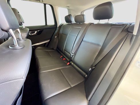 Used 2015 Mercedes-Benz GLK 350 2WD image 15