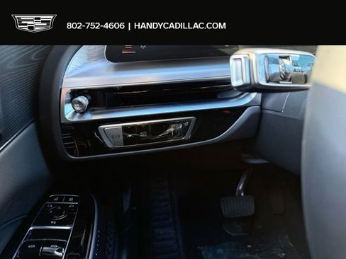 New 2026 Cadillac Lyriq Luxury image 15