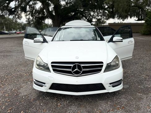 Used 2014 Mercedes-Benz C 250 Sedan image 2