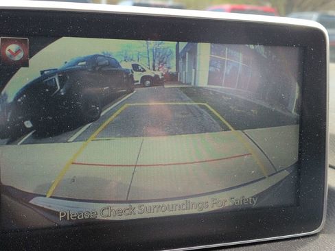 Used 2015 MAZDA MAZDA3 i Grand Touring image 16