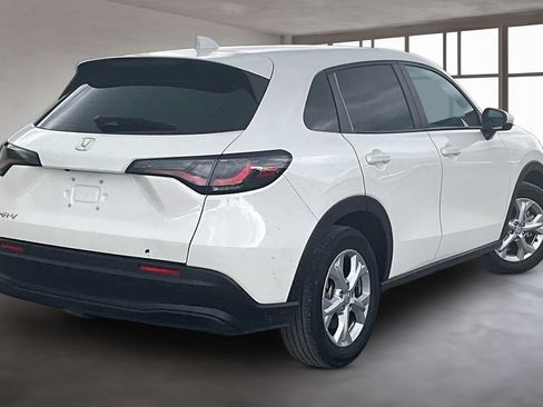 Certified 2025 Honda HR-V LX image 6