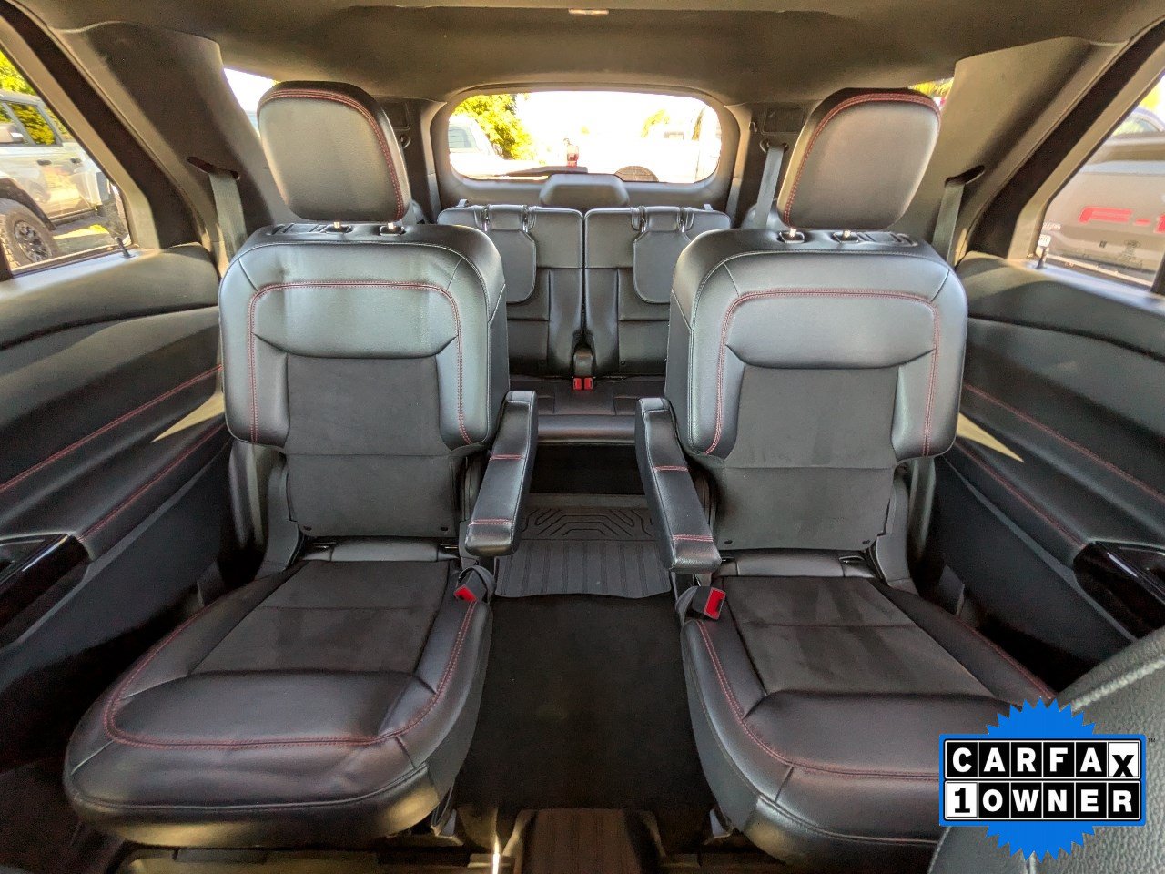 Certified 2024 Ford Explorer ST-Line w/ Class IV Trailer Tow Package AWD/4WD image 16