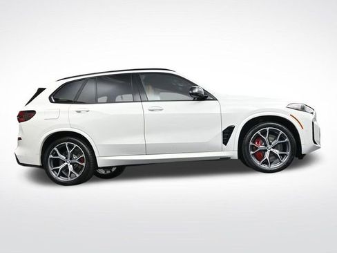 New 2026 BMW X5 M60i w/ Climate Comfort Package image 31