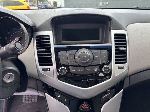 Used 2011 Chevrolet Cruze LS w/ Connectivity Package FWD image 16