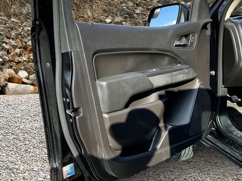 Used 2016 Chevrolet Colorado LT image 19