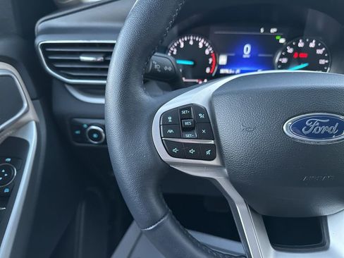 Used 2023 Ford Explorer XLT w/ Equipment Group 202A image 18