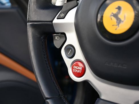 Used 2015 Ferrari California T RWD image 63