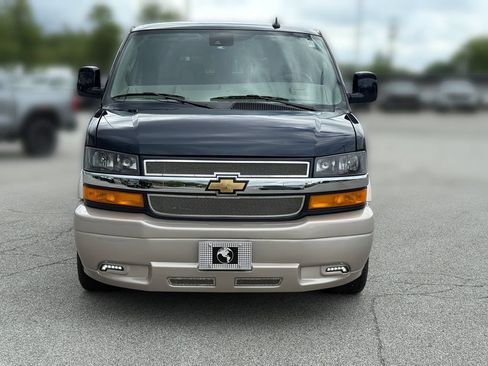 Used 2025 Chevrolet Express 2500 w/ Driver Convenience Package RWD image 14