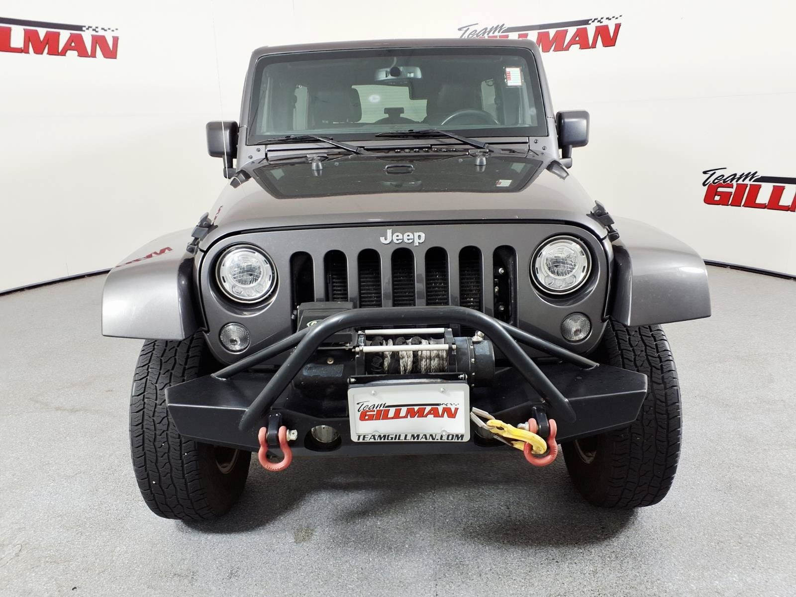 Used 2017 Jeep Wrangler Unlimited Rubicon w/ Connectivity Group AWD/4WD image 2