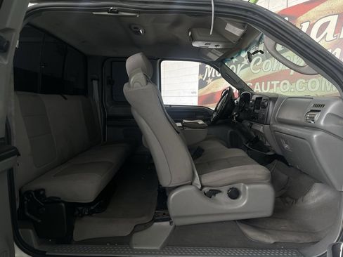 Used 2005 Ford F450 2WD SuperCab Super Duty image 20