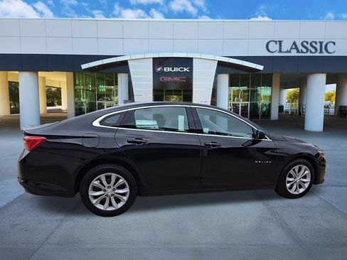 Used 2025 Chevrolet Malibu LT FWD image 9
