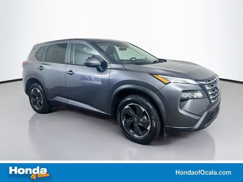 Used 2025 Nissan Rogue SV AWD/4WD image 1