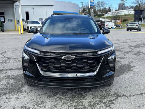 New 2026 Chevrolet Trax LT w/ Driver Confidence Package image 8