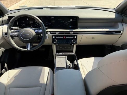 Used 2025 Hyundai Tucson Limited image 11