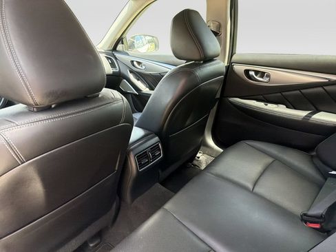 Used 2021 INFINITI Q50 Luxe w/ Seat & Sound Package AWD/4WD image 12