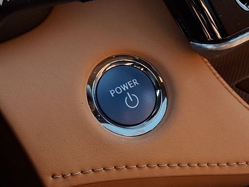 Used 2022 Toyota Highlander Platinum image 24