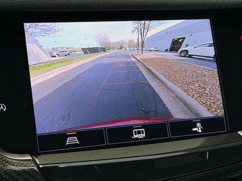 Used 2023 Cadillac XT6 Sport w/ LPO, Premium Carpet Package image 31