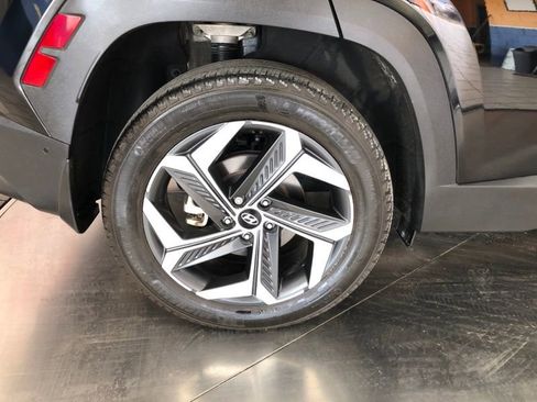 Used 2023 Hyundai Tucson Limited AWD/4WD image 10