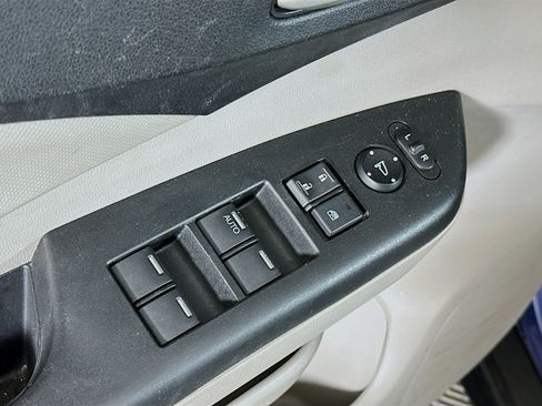 Used 2013 Honda CR-V LX image 15