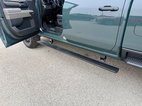 New 2026 Chevrolet Silverado 2500 ZR2 w/ LPO, Dark Essentials Package image 12