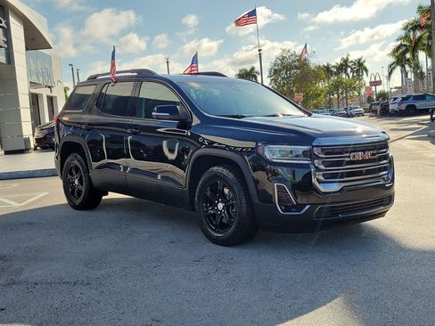 Used 2023 GMC Acadia AT4 w/ Technology Package image 3