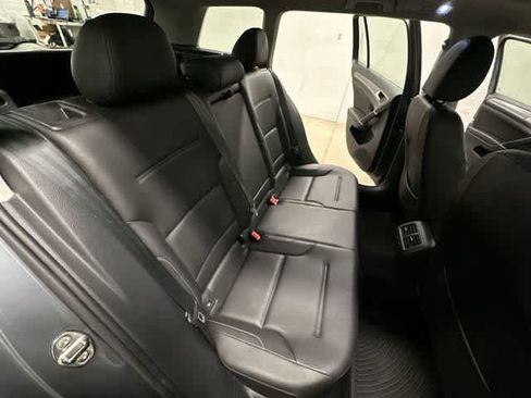 Used 2017 Volkswagen Golf Alltrack SE AWD/4WD image 23