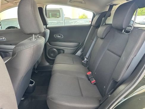 Used 2017 Honda HR-V LX image 14