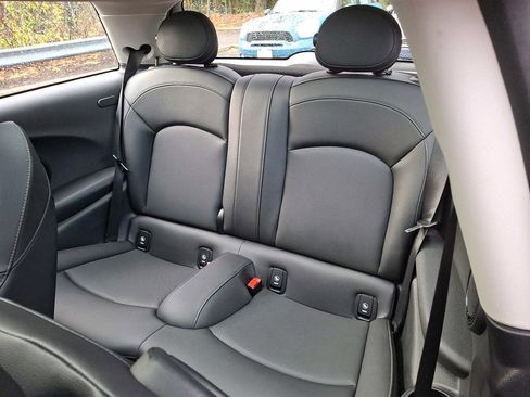 Certified 2023 MINI Cooper S image 8