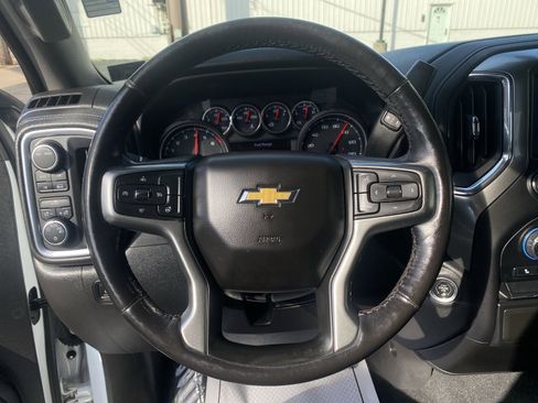 Used 2022 Chevrolet Silverado 1500 LT image 44