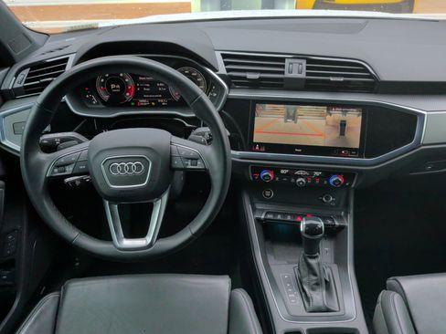 Certified 2024 Audi Q3 2.0T Premium Plus w/ Premium Plus Package image 20