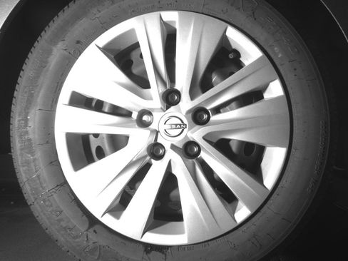 Used 2025 Nissan Sentra S FWD image 15