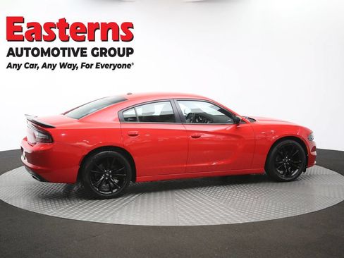 Used 2018 Dodge Charger SXT w/ Blacktop Package RWD image 42