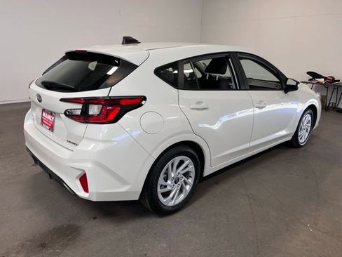 Used 2025 Subaru Impreza 2.0i image 3