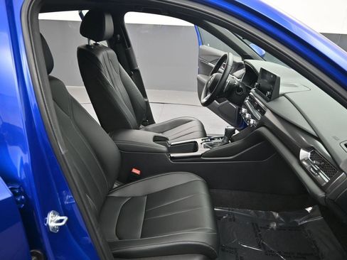 Used 2025 Acura Integra A-Spec image 18