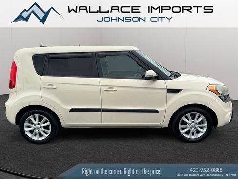 Used 2013 Kia Soul + image 6