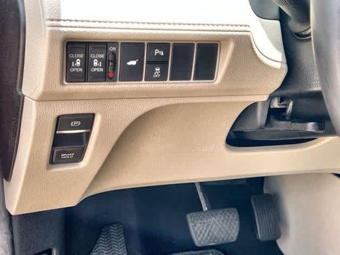 Used 2025 Honda Odyssey Touring image 29