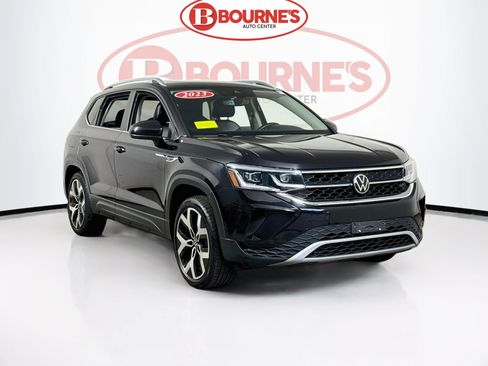 Used 2023 Volkswagen Taos SEL AWD/4WD image 1