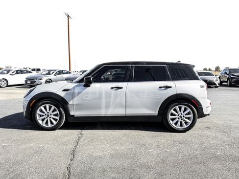 Used 2022 MINI Cooper Clubman S w/ Premium Package image 8