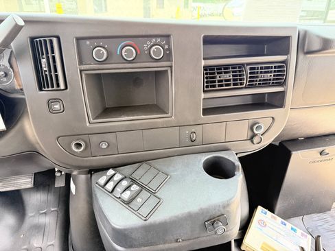 Used 2014 Chevrolet Express 3500 w/ School Bus Package RWD image 9