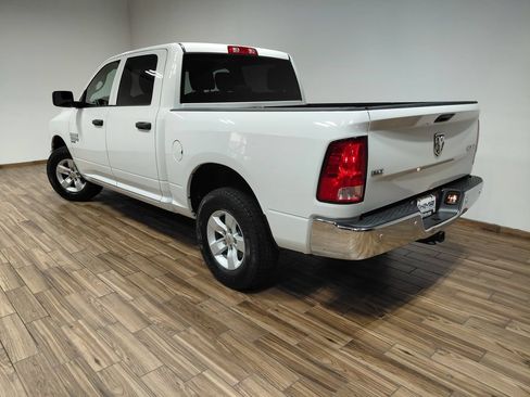 Used 2022 RAM 1500 Classic SLT w/ Electronics Group AWD/4WD image 19