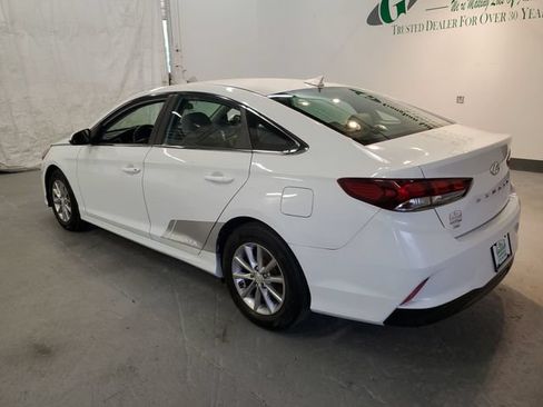 Used 2018 Hyundai Sonata SE w/ Cargo Package FWD image 4